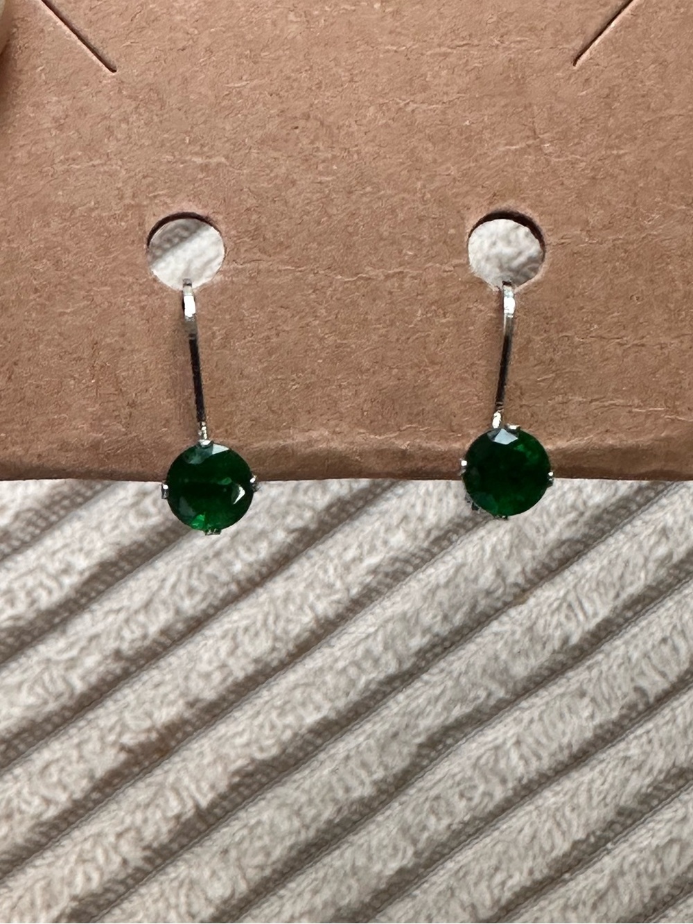 Emerald Green Color Drop Earrings - Women's Jewelry